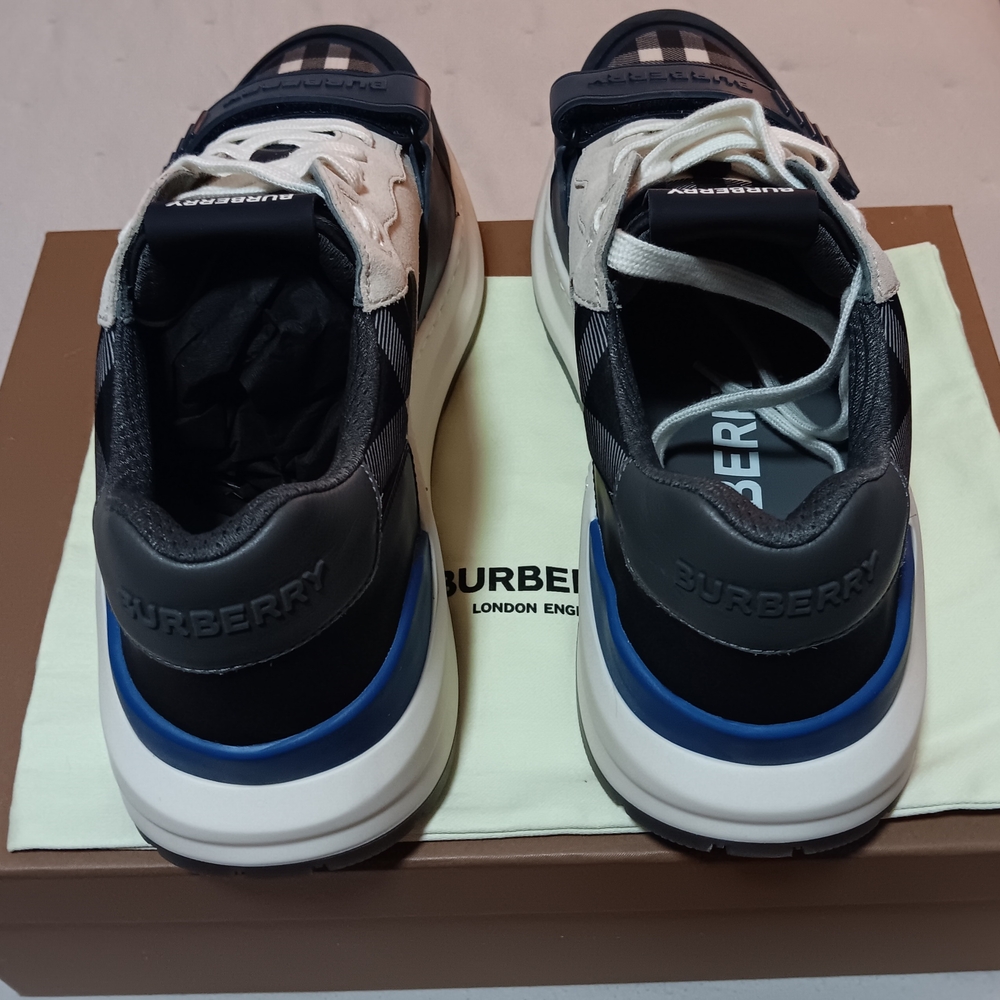 New Burberry Navy Blue and White Sneakers - Picture 4 of 5